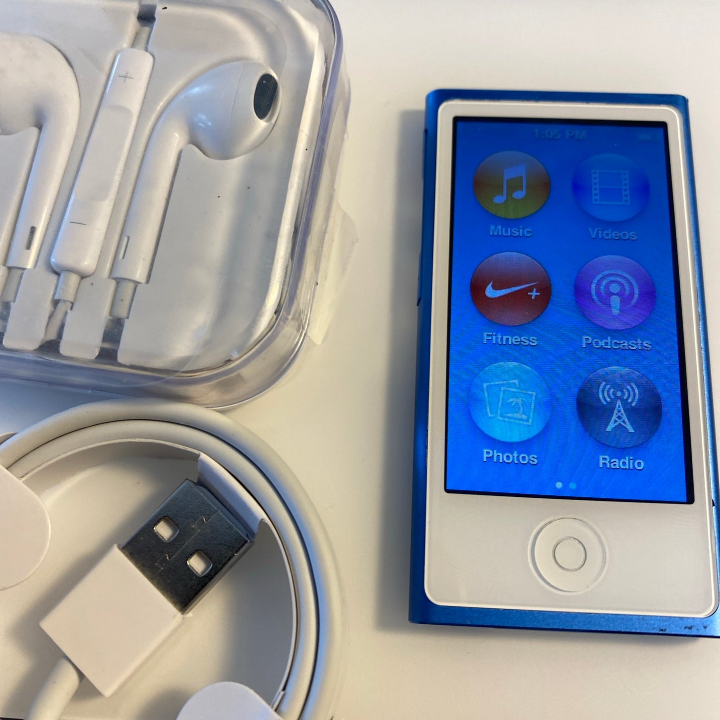 Apple iPod nano 7th Gen Mid 2015 Blue (16GB) New Battery