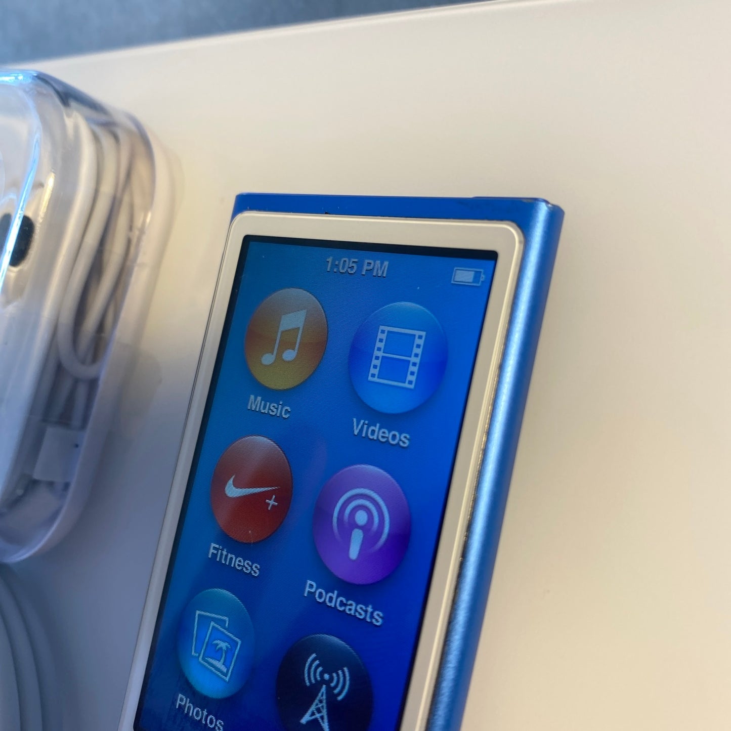 Apple iPod nano 7th Gen Mid 2015 Blue (16GB) New Battery