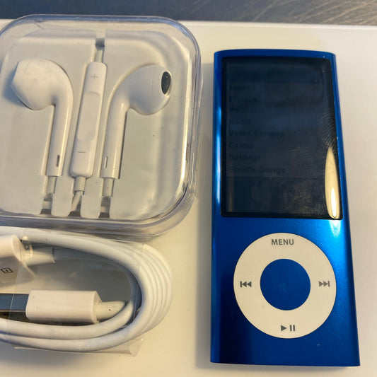 ipod nano 5th gen Blue 8gb New Battery. Big Bundle. Nice Condition