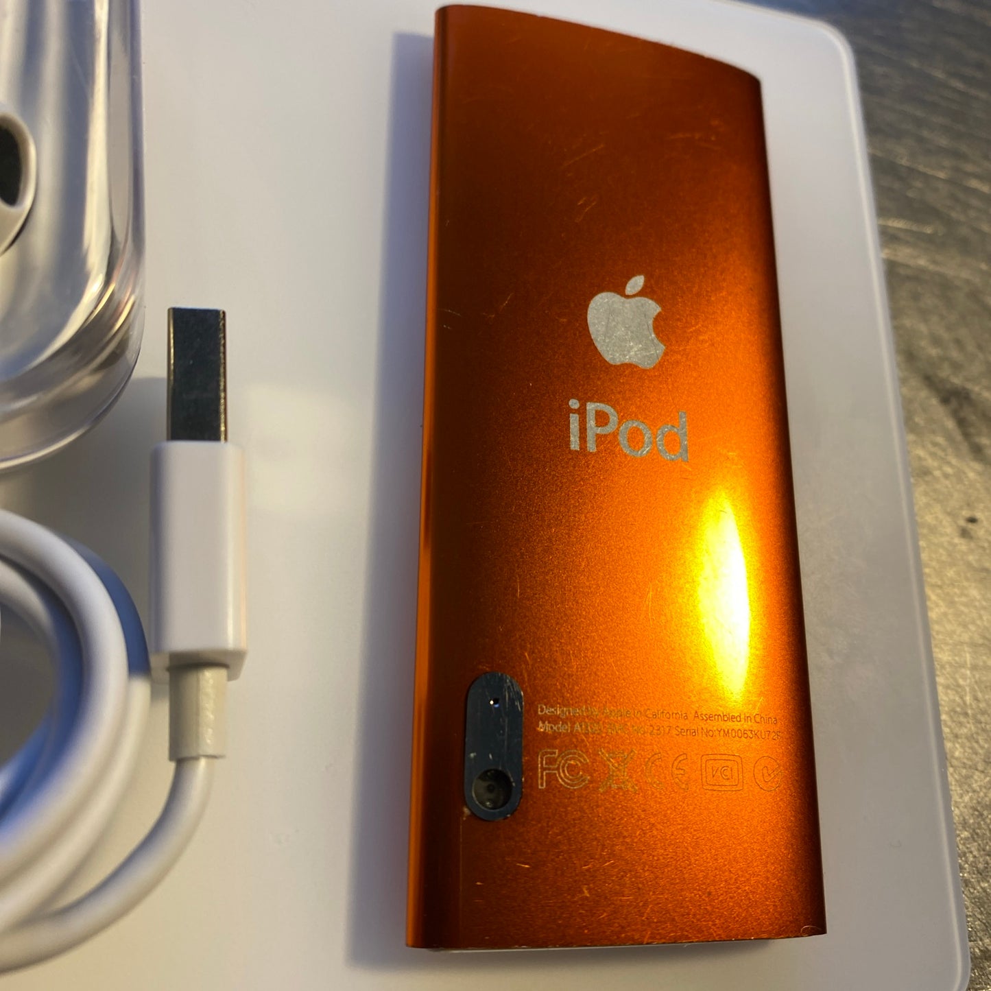 Apple iPod Nano 5th Generation 8GB ORANGE - New Battery Installed