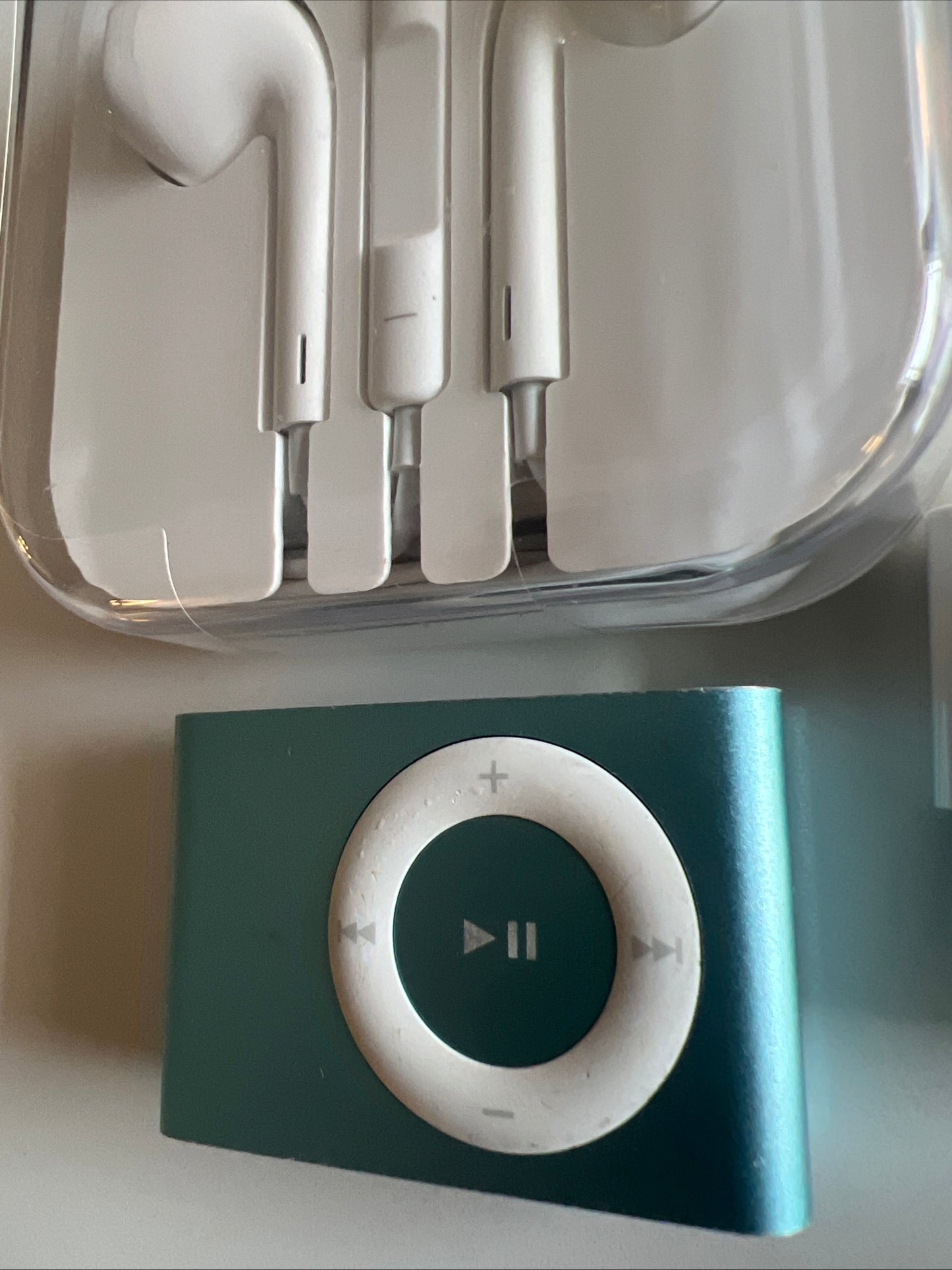 Apple iPod shuffle 2nd Generation Blue