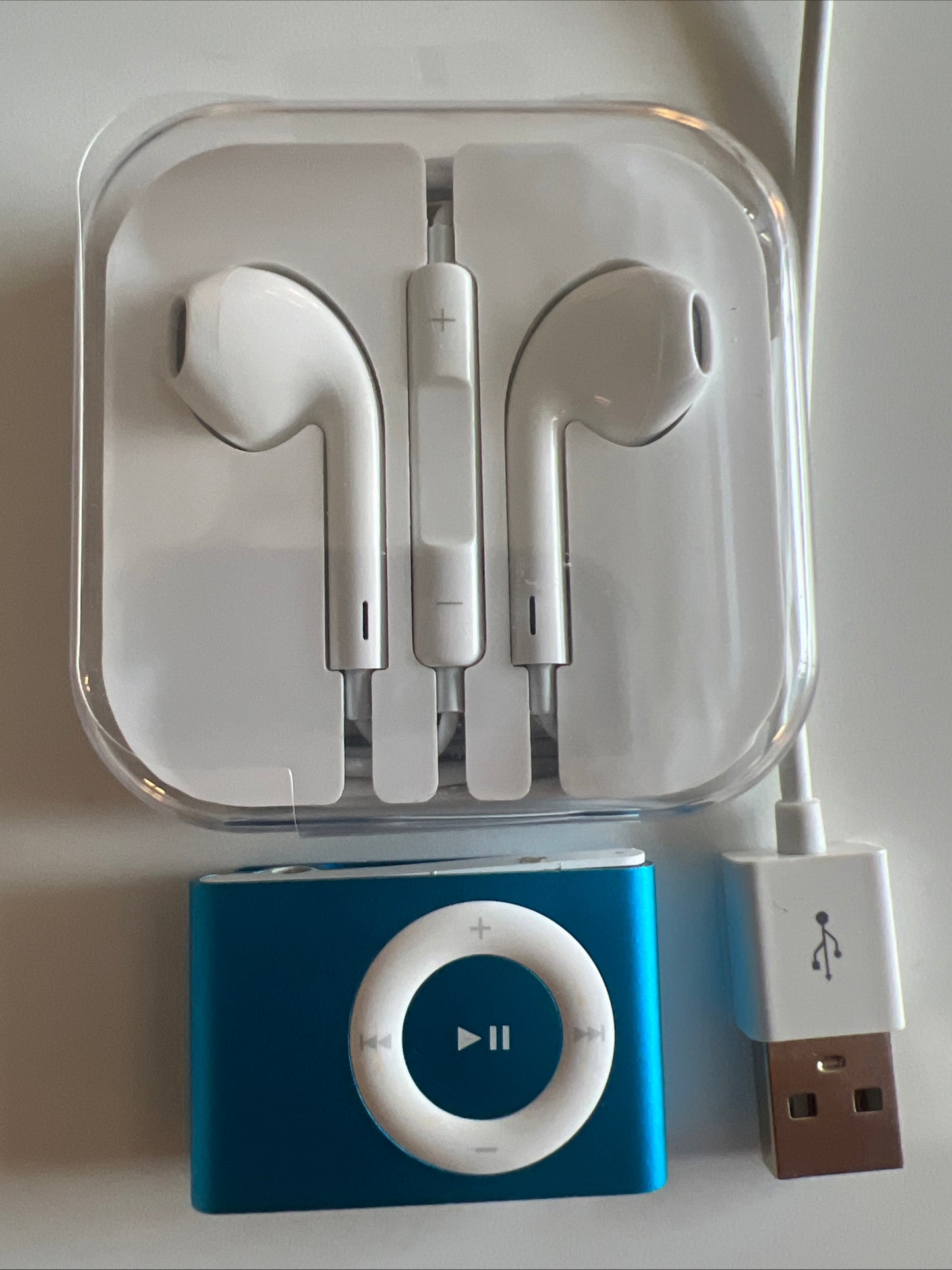 Apple iPod shuffle 2nd Generation Blue