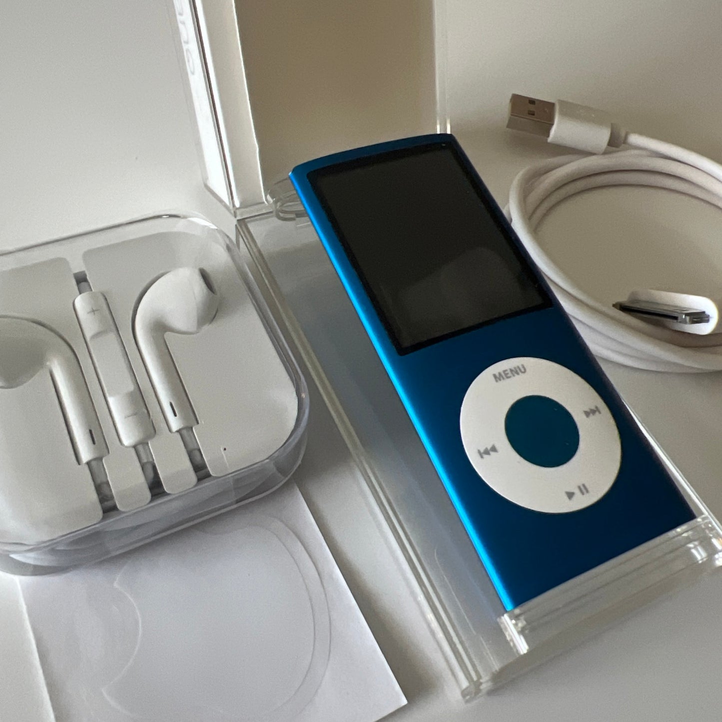 Apple iPod nano 4th Gen Blue  16GB New Battery Installed.