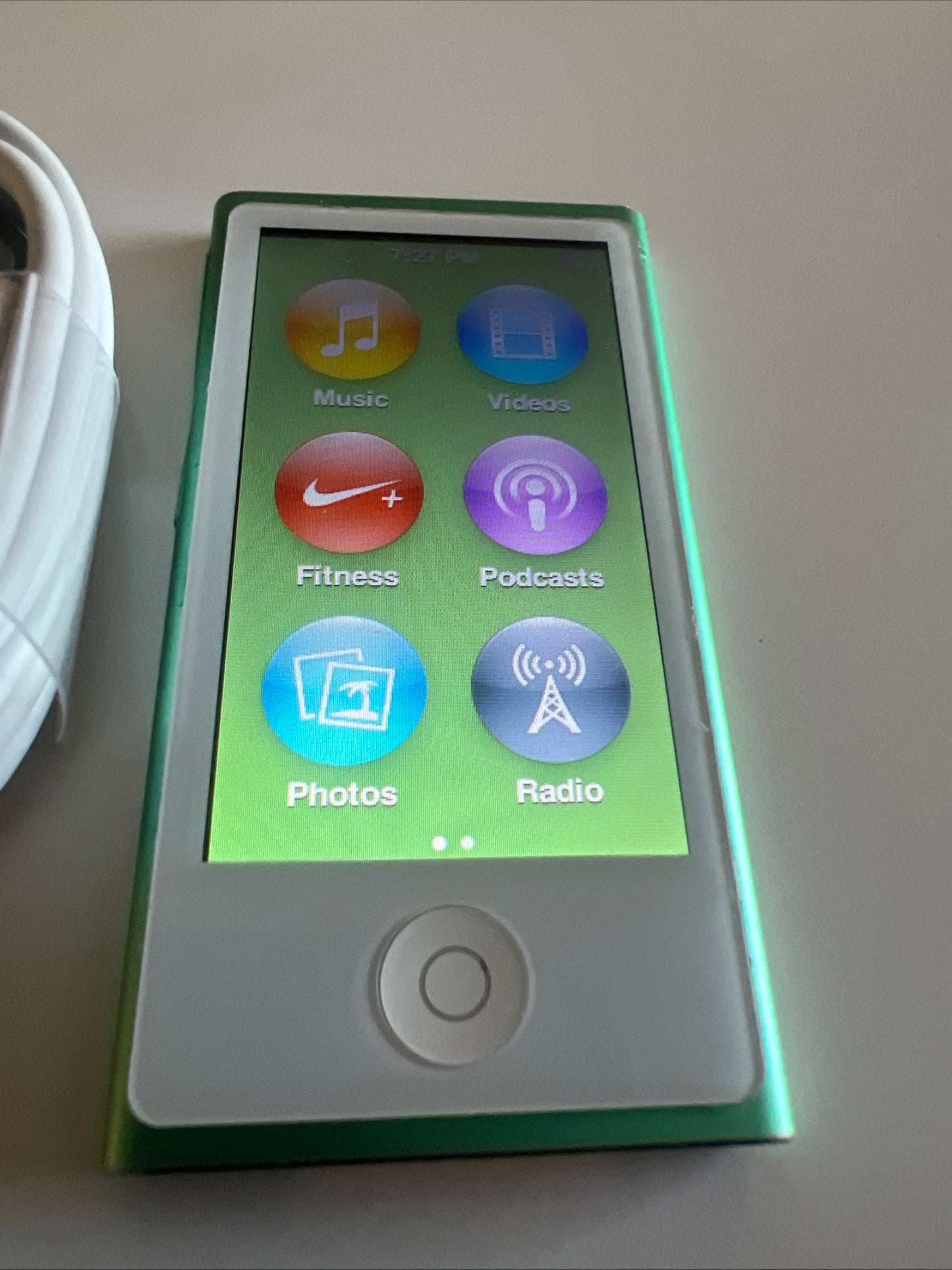 IPOD NANO 7TH GENERATION GREEN