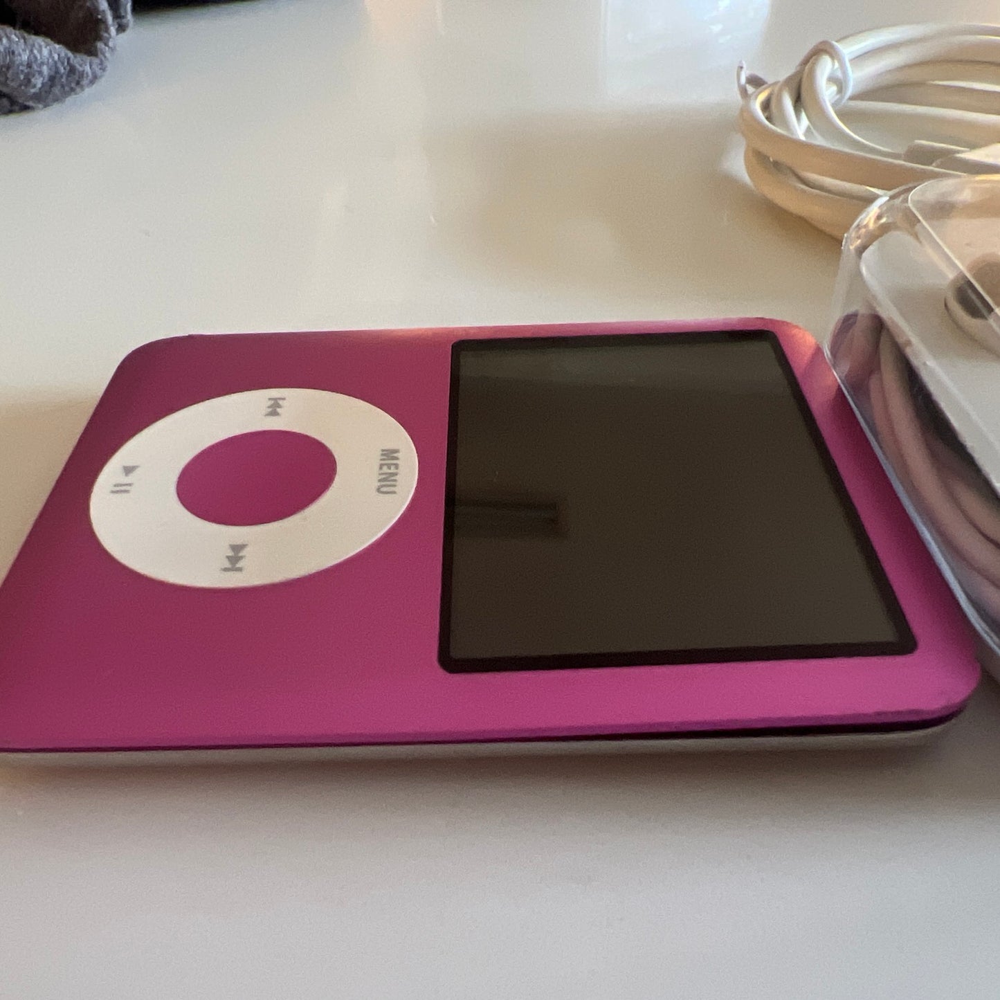 Apple iPod Nano 3rd Generation. A1236. 8GB. Pink New Battery. New. LCD