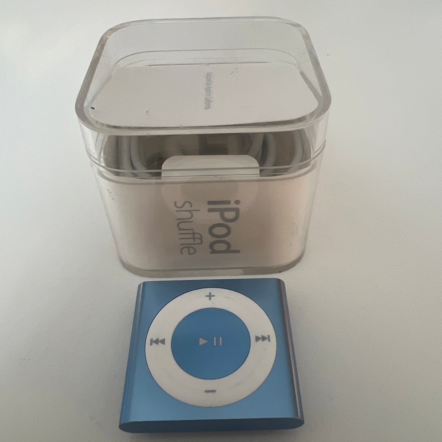 Apple iPod Blue Open Box Shuffle 4th Generation New Battery Installed