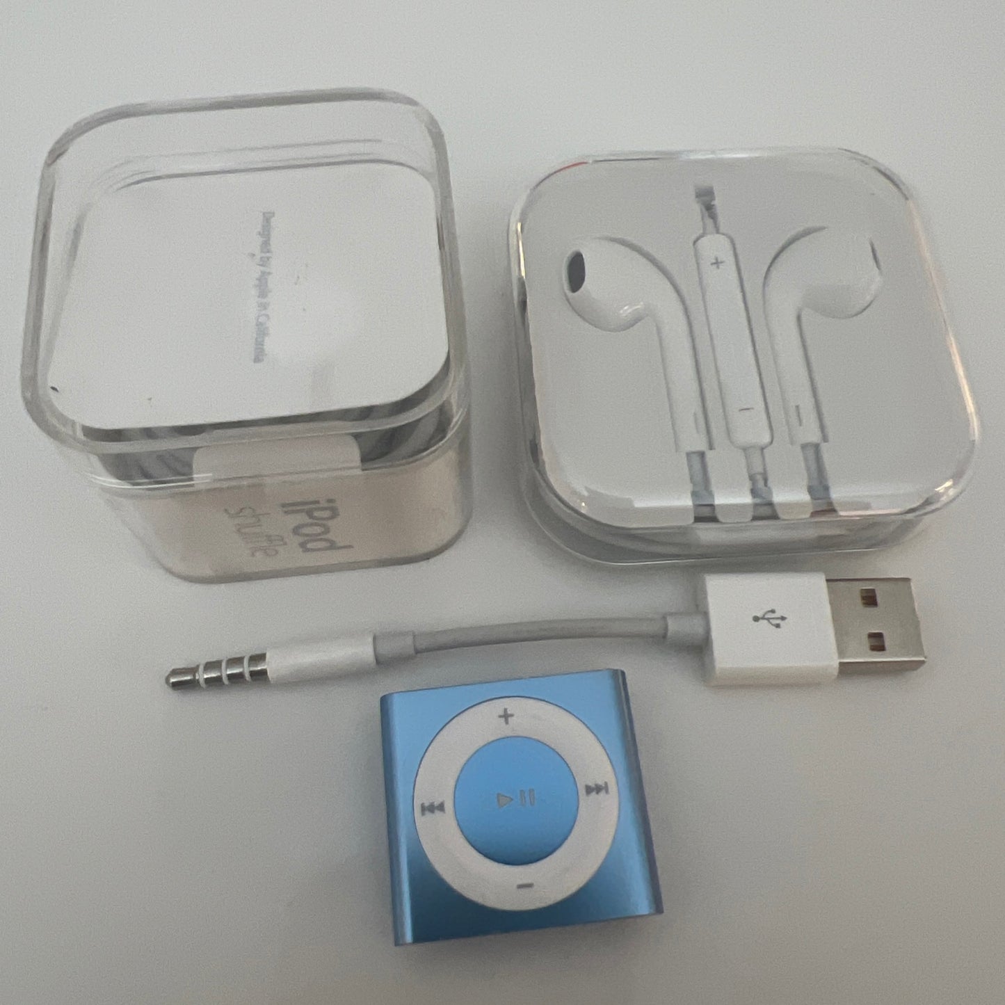 Apple iPod Blue Open Box Shuffle 4th Generation New Battery Installed