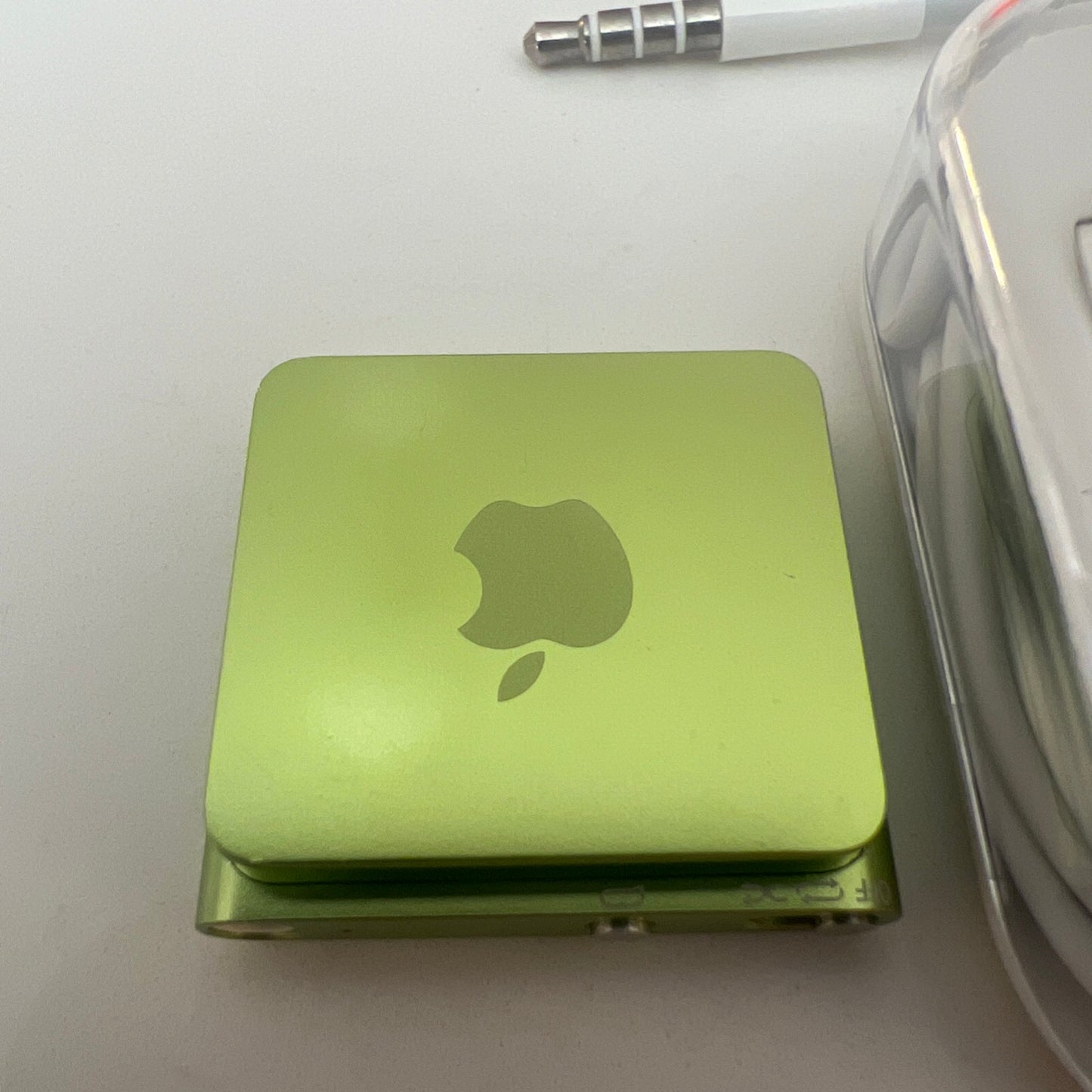 Apple iPod Green Shuffle 4th Gen.  New Battery Installed