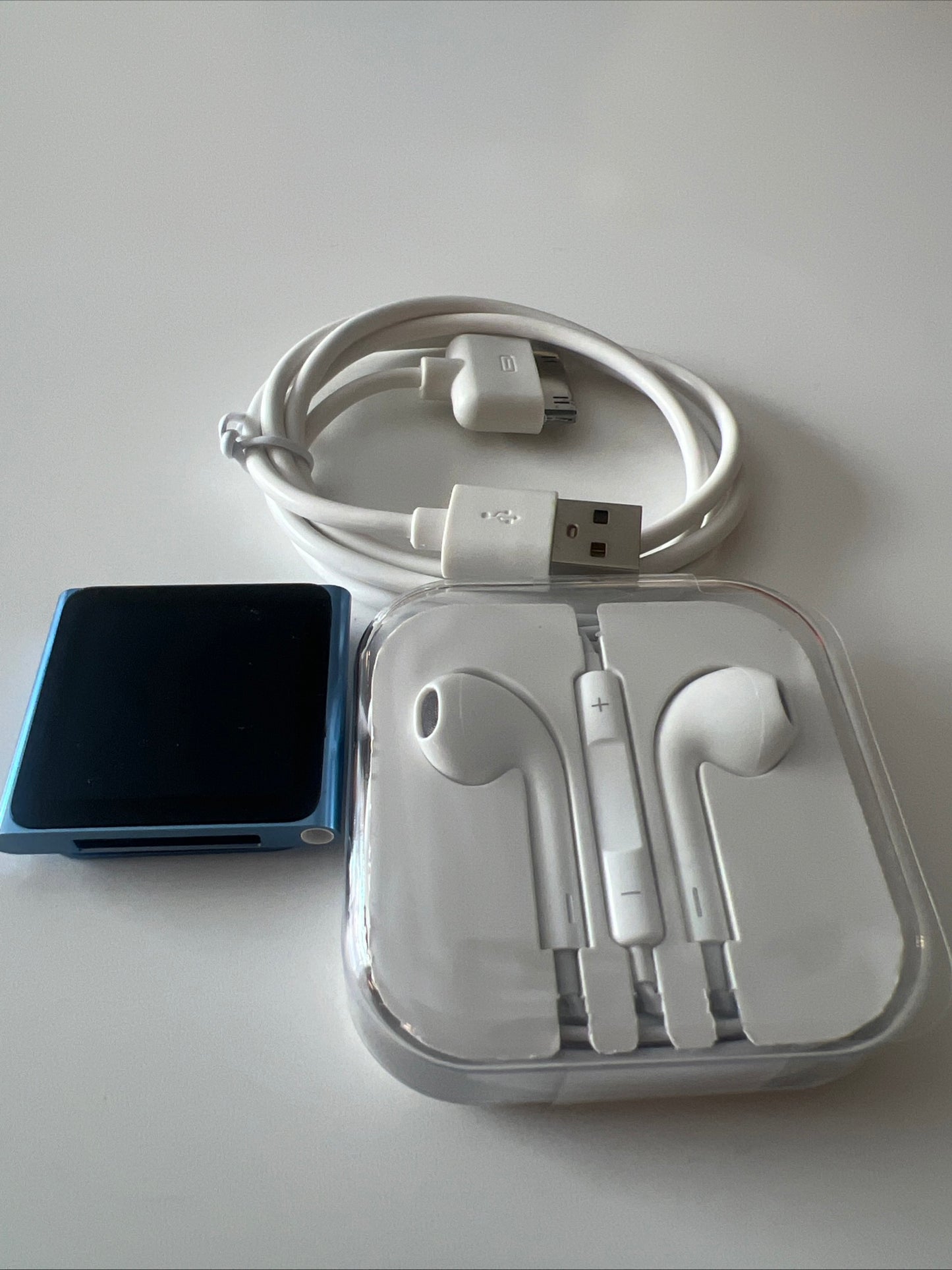 iPod Nano 6th Gen 8gb Blue New Battery
