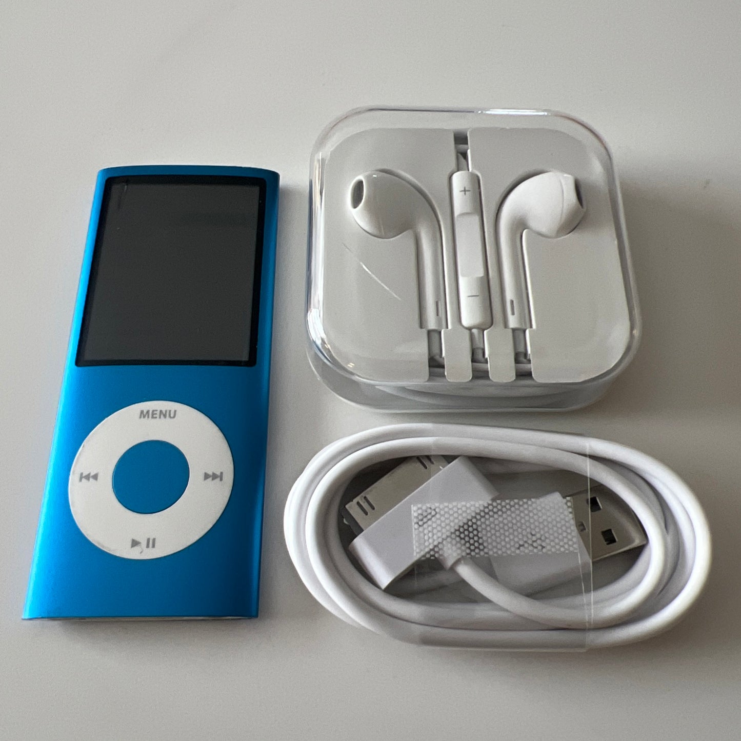 ipod nano 4th generation Blue 8gb - New Battery installed