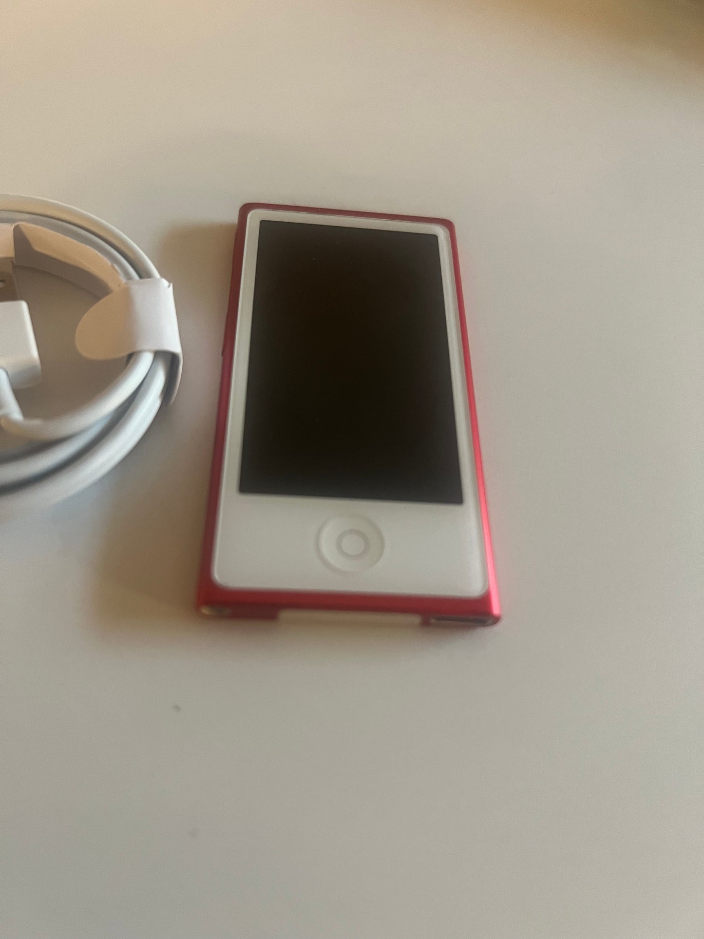 iPod nano 7th Generation - Product Red.